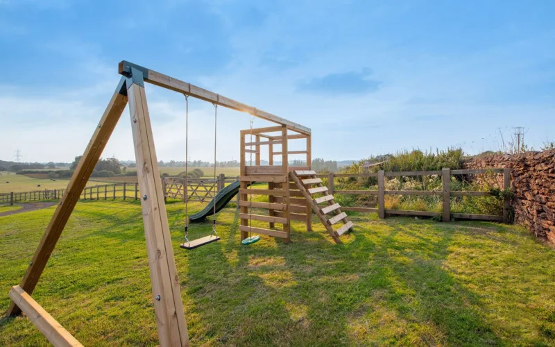West Barn Big Barn Stays 8