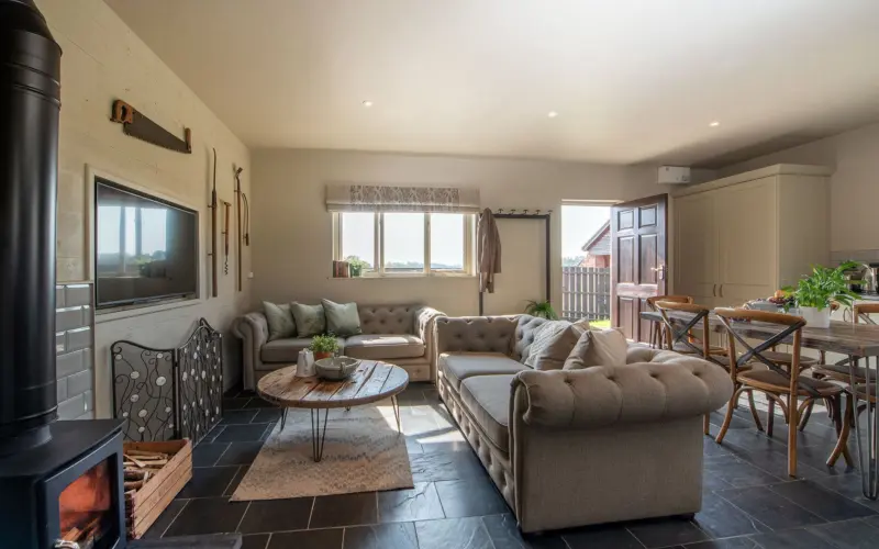 Little Bickley Big Barn Stays 6