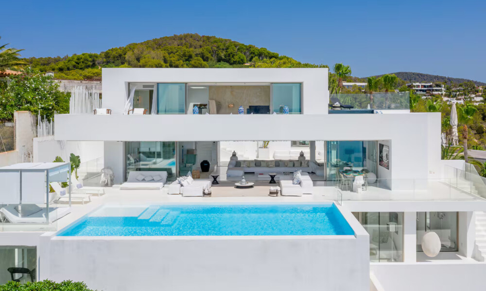 950c997b 75c4 4624 af49 f8ed11b40816