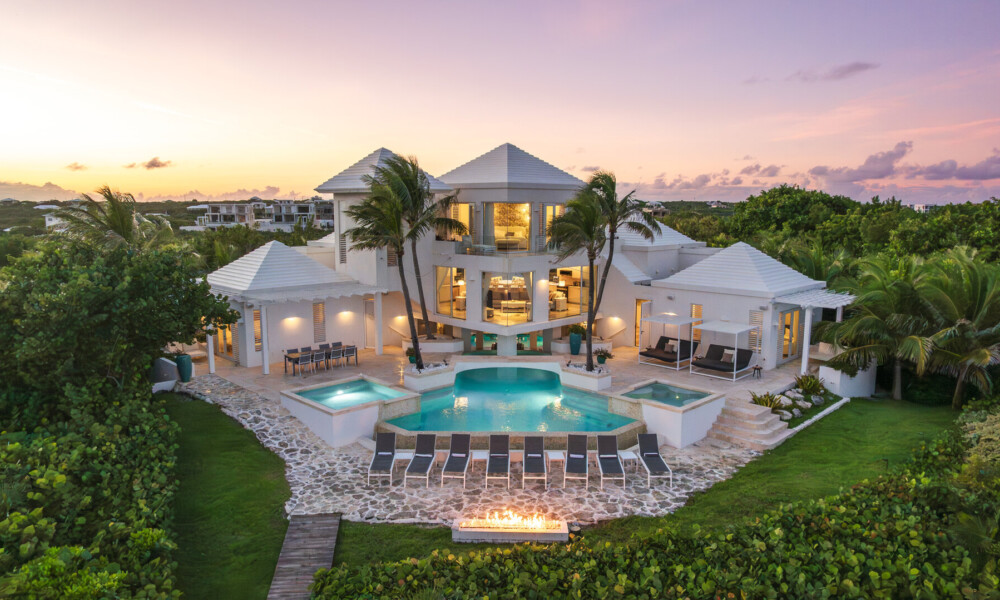 PEARL WEST EXTERIORES