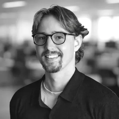 Henry team square bw