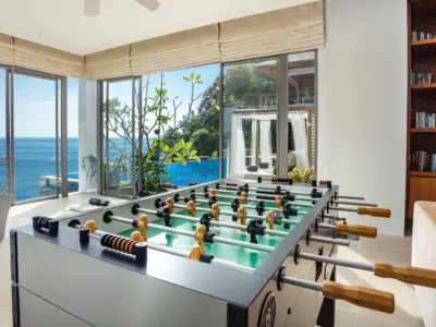 26 Entertainment Room Room