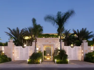 1 Entrance Street MG 4447