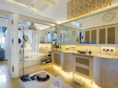 31 Master Bedroom MG 4103