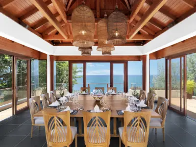 16 Villa Horizon Dining Room