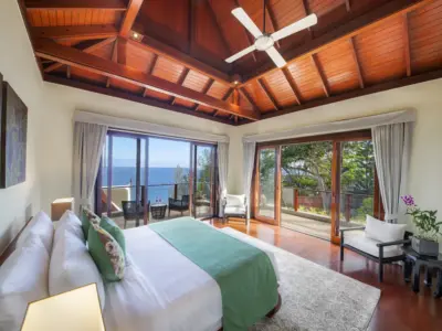 60 1 Villa Horizon Master Bedroom 2