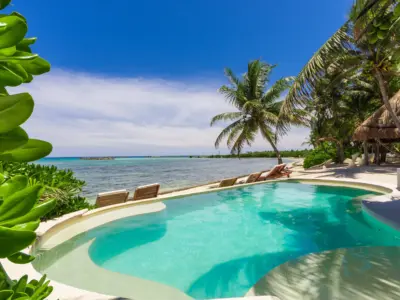 Foto Casa del Agua Pool side