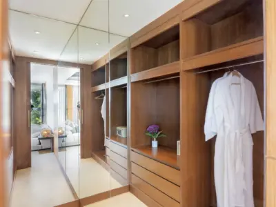 35 Villa Raku Master Bedroom