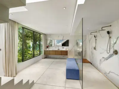 38 Villa Raku Master Bedroom