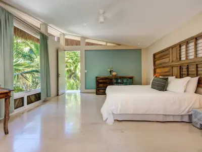 Foto Zacil Cuarto Atras Arriba