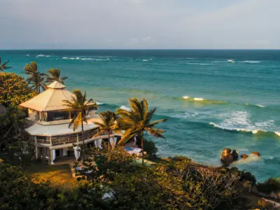 Cliff Villa Aerial 01