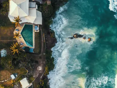 Cliff Villa Aerial 02