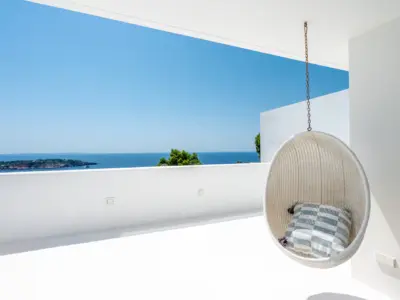 2bf8404a b974 49b8 a0e3 c9c71c83128d