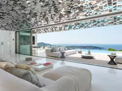 02f44fa8 79f1 41e2 9e9a f45a473958be