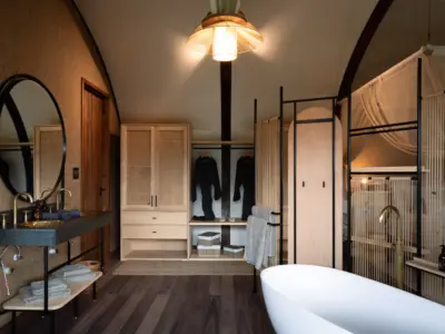 Cliff Suite Interior 1