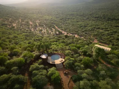 Areal View Infinity Pool 2