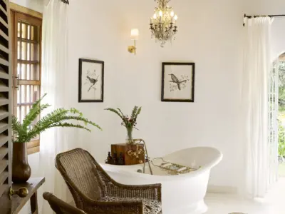 Master Suite Bathroom Laba Mama Simba