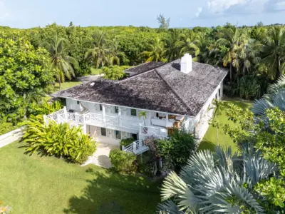 008 Villa Three Bees DJI 20240730092103 0289 D AIR3