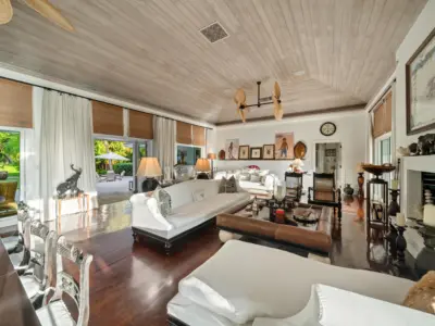 069 Villa Three Bees DSC01510edited