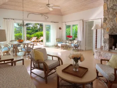 Beach cottage living