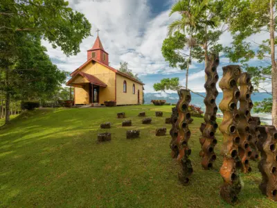Ylang chapel and sculpture
