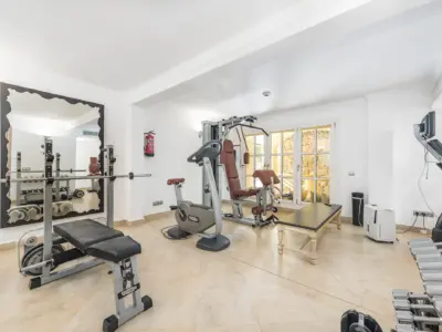 Yellow Castle Mallorca 31