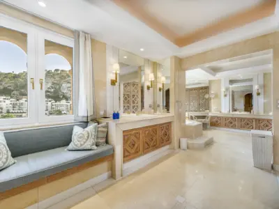 Yellow Castle Mallorca 38