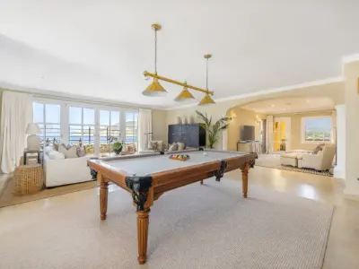 Yellow Castle Mallorca 43