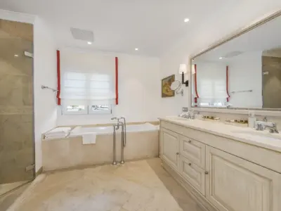 Yellow Castle Mallorca 54