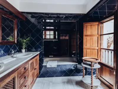 17 Bedroom 5 Bathroom