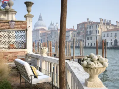 A Casetta Rossa view