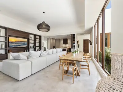 16 villa livingroom