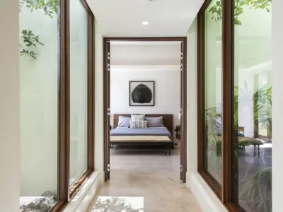 20 villa hallway