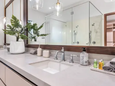 26 villa master bathroom