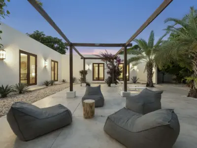 34 villa patio