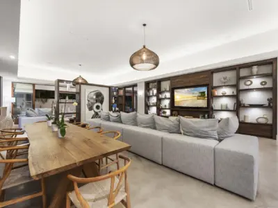38 villa dining