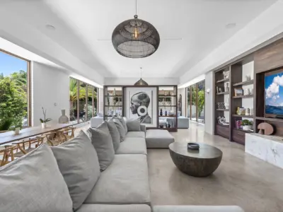 43 villa livingroom