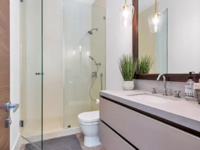 51 villa guest bathroom