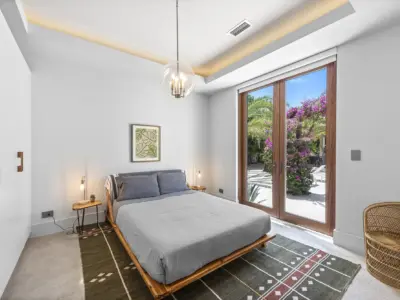 52 villa guest bedroom