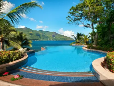 Infinity swimming Pool