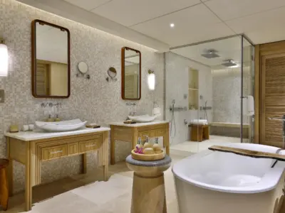 Ocean house one bedroom pool suite bathroom 2
