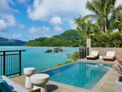 Ocean house one bedroom suite swimming pool