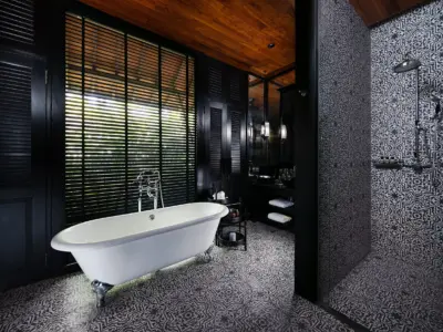 Leelawadee Bathroom