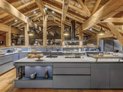 Chalet des Reves 10 diap kitchen