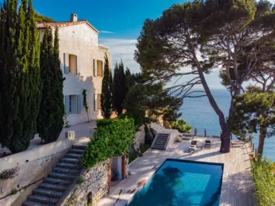 4 villa luxe cassis drone piscine