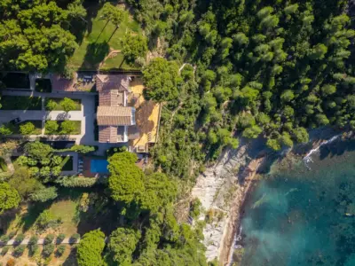 44 villa luxe cassis drone vue haut