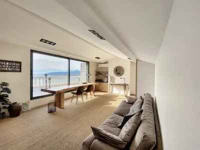 49 villa luxe cassis bureau