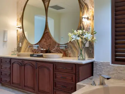 Casa La Vida Room 5 Bathroom 1