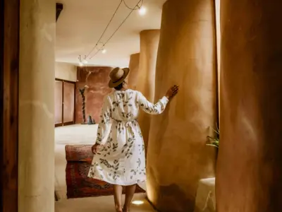 Sand castle Passage with model