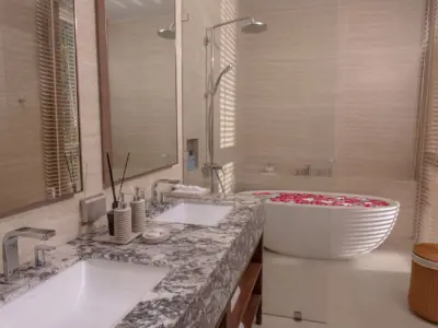 Villa Amann Phuket Master Bedroom 1 4